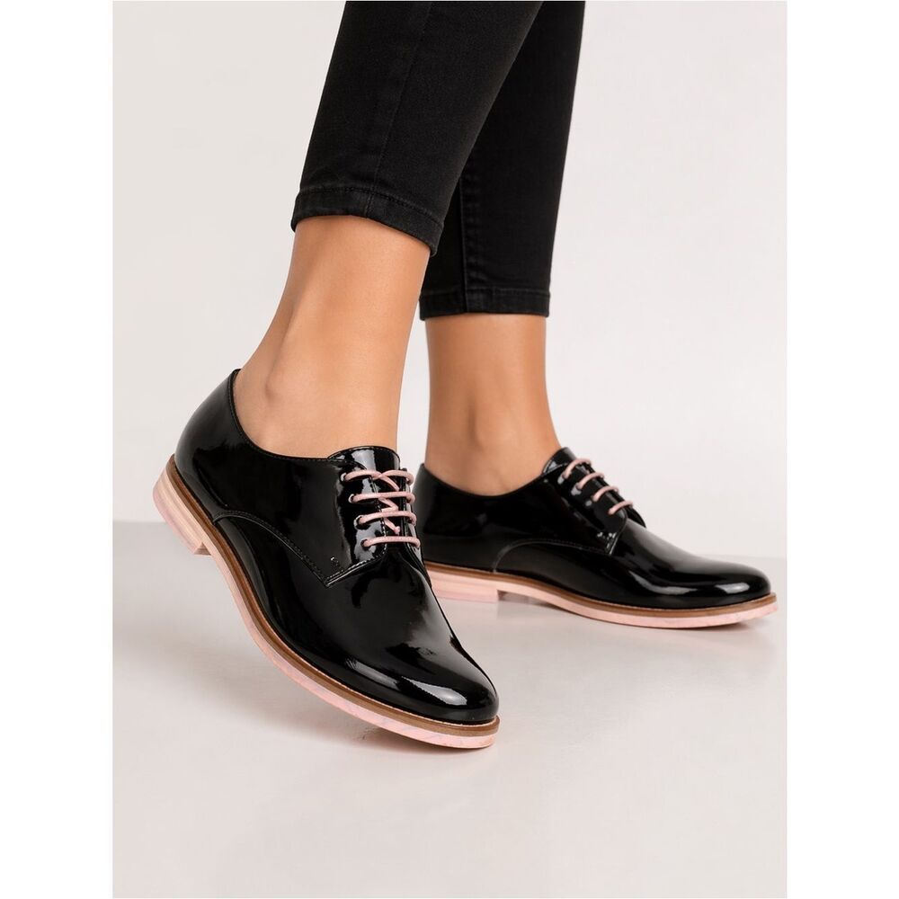 Brand New Never Worn Ted Baker Black Patent Leather Oxfords with Pink Accents